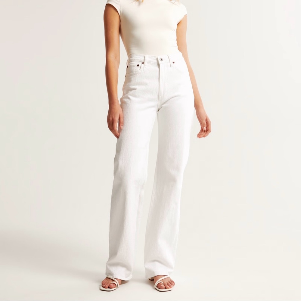 Abercrombie Straight Leg Jeans (short)